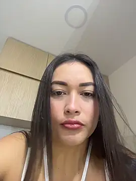 Snapshot of Tatiana123_ chatting on July 8, 4:00 pm Tatiana123 online show from July 8, 4:00 pm