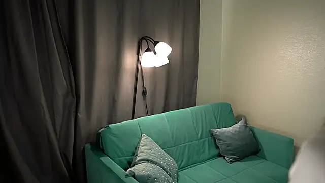 KeliGigler online show from May 14, 5:36 am