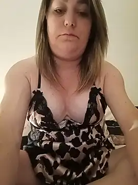 LouanaxXxx online show from May 17, 12:19 am