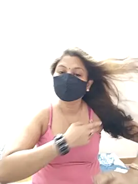 hot kiran2000 online show from June 19, 1:04 pm