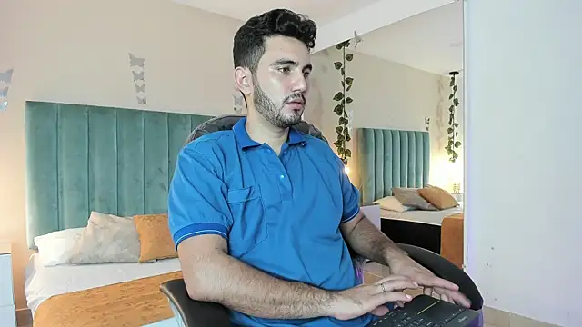 NOAH SIN  online show from June 20, 4:04 am