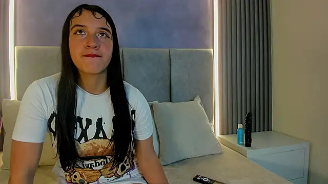 Abigail Aura online show from May 25, 1:17 pm