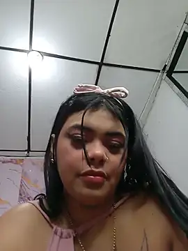 luxuryluna online show from May 29, 12:30 am