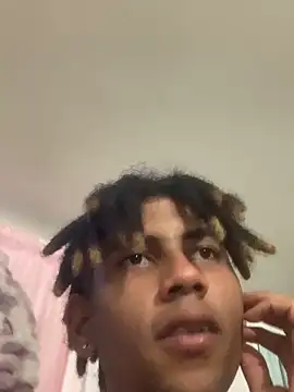 ITSBABYCREAM online show from June 6, 9:30 pm