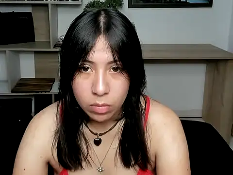 Snapshot of SalomeFernandez chatting on May 19, 2:34 pm SalomeFernandez online show from May 19, 2:34 pm