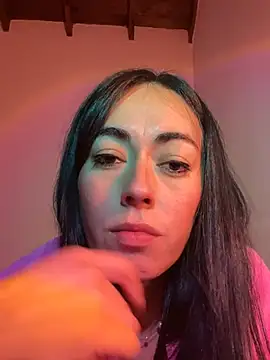 ToxicYani online show from May 20, 4:18 am