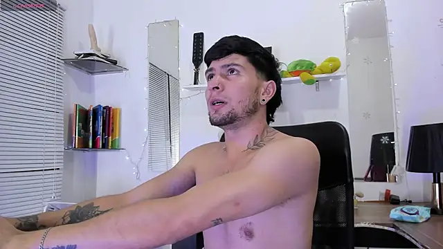 StefanoBigCock online show from May 23, 6:34 pm