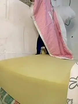 perloon online show from July 3, 9:16 am