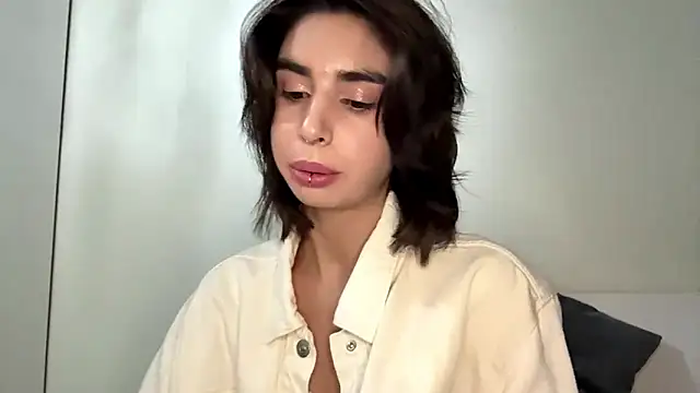 JessiaRuezga online show from May 24, 12:21 pm