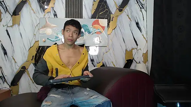 RONALDA HOT26 online show from May 27, 7:49 am