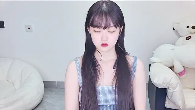 Evil-Bunny007 online show from July 9, 1:37 pm