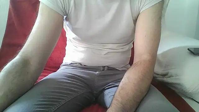 Snapshot of xeson47 chatting on May 19, 9:15 am xeson47 online show from May 19, 9:15 am