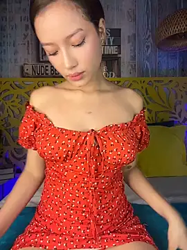 GlamKittenXXX online show from May 19, 1:06 pm