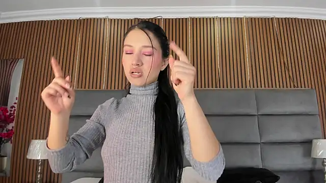 SophiieCalloway1 online show from July 9, 2:10 pm