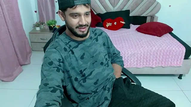 Enzo fox online show from May 16, 6:28 pm