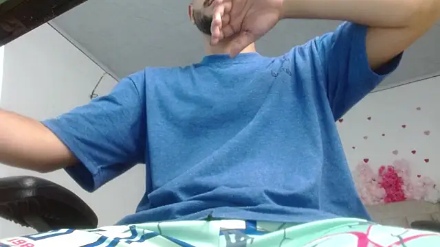 Enzo fox online show from May 24, 6:57 pm