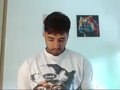 Jacobb Phoenix online show from July 2, 5:08 pm