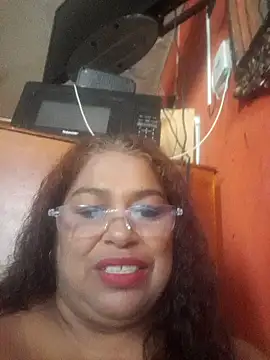 Megansquirt69 online show from May 24, 8:14 pm