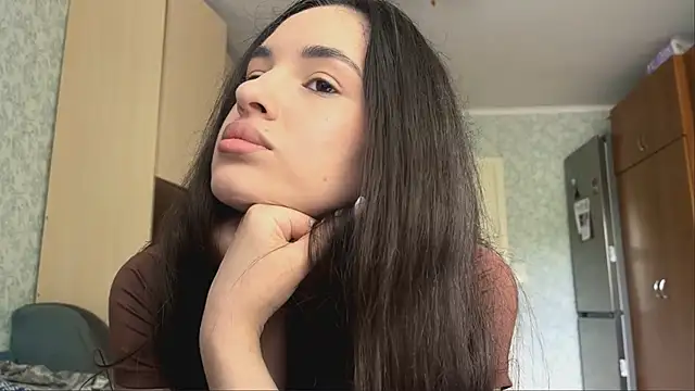 CarolineRu online show from May 19, 9:59 am