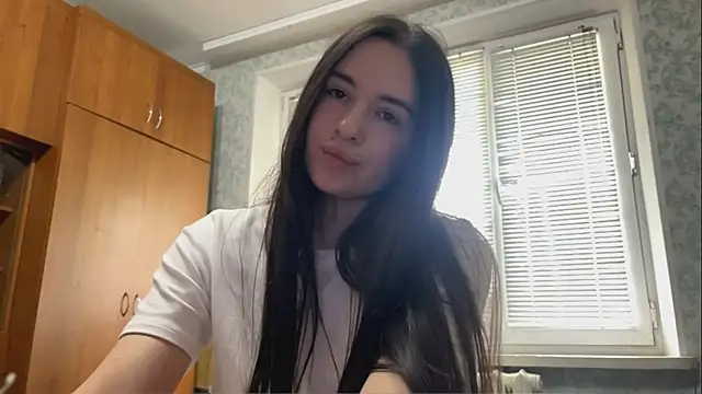 CarolineRu online show from May 25, 9:59 am
