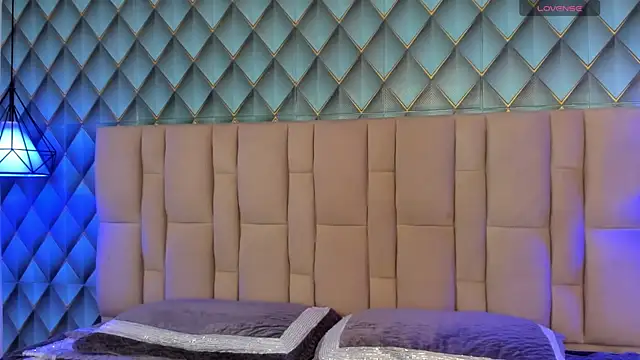 Sofia-Ethan online show from May 24, 1:16 pm