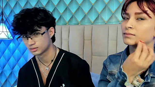 Snapshot of Sofia-Ethan chatting on June 26, 7:18 pm Sofia-Ethan online show from June 26, 7:18 pm