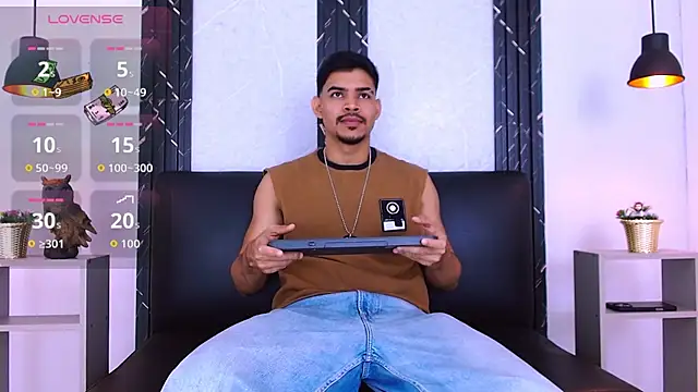 Dannesh  online show from May 24, 3:33 am