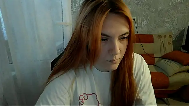 ember fox   online show from June 2, 10:28 am