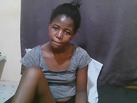 Sweet-tatiana online show from June 21, 9:28 pm