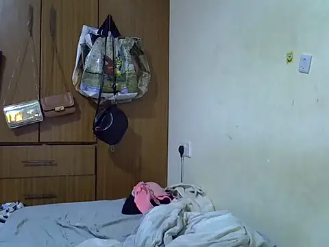 cute tamara09 online show from July 3, 6:47 pm