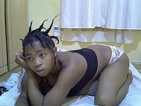 Pretty-Bianca online show from May 17, 8:01 am