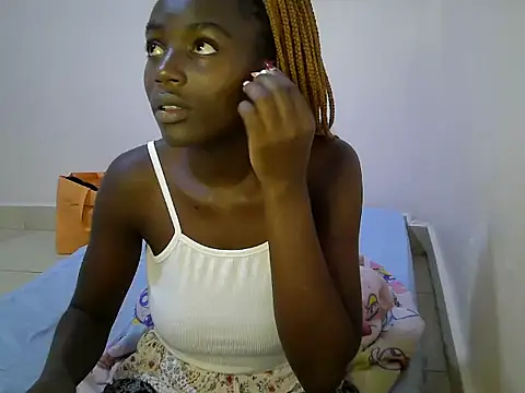 Snapshot of BUNNY_BLISS1 chatting on May 17, 8:16 pm BUNNY BLISS1 online show from May 17, 8:16 pm