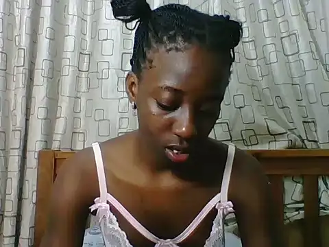 Darkpretty23 online show from July 9, 7:29 pm