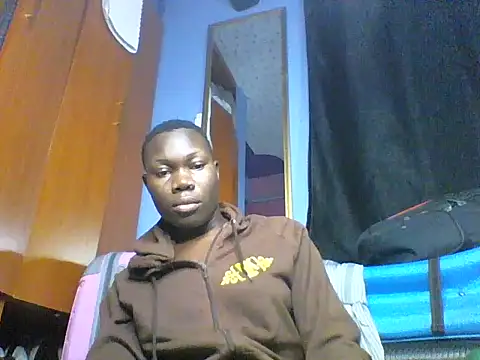 Snapshot of bluevile12 chatting on June 20, 5:27 pm bluevile12 online show from June 20, 5:27 pm