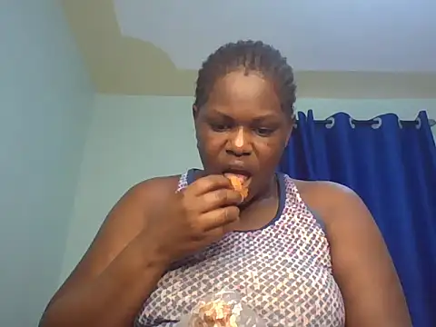 Snapshot of curvy--pussy23 chatting on June 19, 8:51 am curvy--pussy23 online show from June 19, 8:51 am