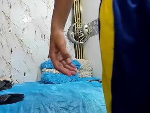 cute boy angelx18 online show from May 24, 5:51 pm