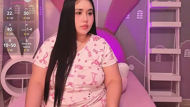 lizzy sweet4u online show from June 24, 11:59 pm