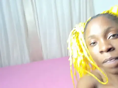 pixie tease online show from May 19, 4:35 pm