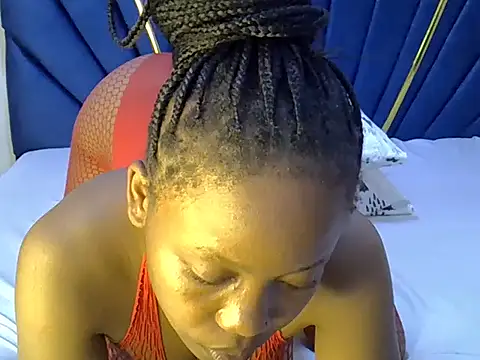 Snapshot of shanell_kiss chatting on July 12, 4:20 pm shanell kiss online show from July 12, 4:20 pm