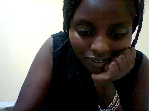 liligal online show from May 17, 7:54 pm