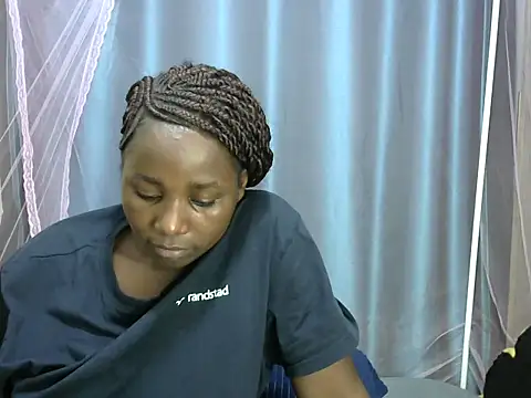 Snapshot of pyvi_5 chatting on July 15, 9:47 am pyvi 5 online show from July 15, 9:47 am