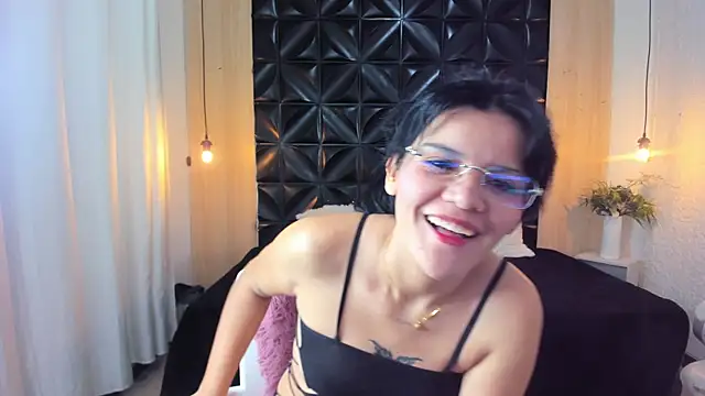 Snapshot of Lia__Kalifa chatting on July 9, 2:32 pm Lia Kalifa online show from July 9, 2:32 pm