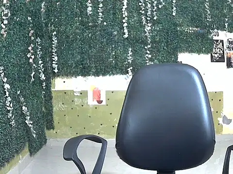 shallykaur online show from May 22, 3:57 am