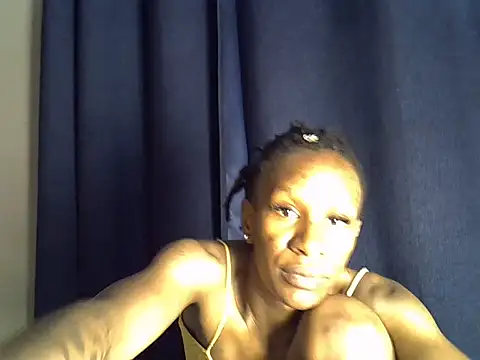 Snapshot of Queen_slim2 chatting on May 23, 8:02 pm Queen slim2 online show from May 23, 8:02 pm