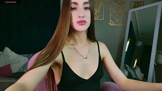 MadisonRen online show from July 5, 12:12 pm
