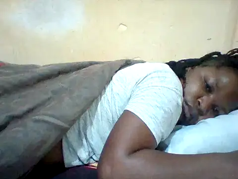 Snapshot of Camilla-Sweets chatting on June 22, 4:42 am Camilla-Sweets online show from June 22, 4:42 am