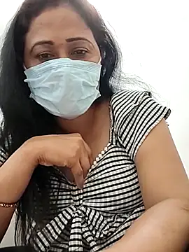 Snapshot of CHAPA_HOTYYYYY chatting on May 26, 9:05 am CHAPA HOTYYYYY online show from May 26, 9:05 am
