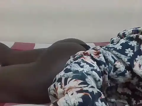 Sexybooty17 online show from June 15, 3:47 pm
