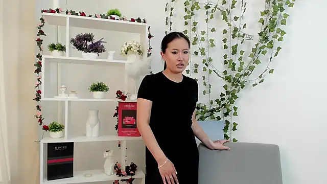 LaritaLevell online show from May 22, 10:43 am
