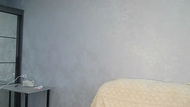 Mia pinkie online show from May 29, 8:07 pm
